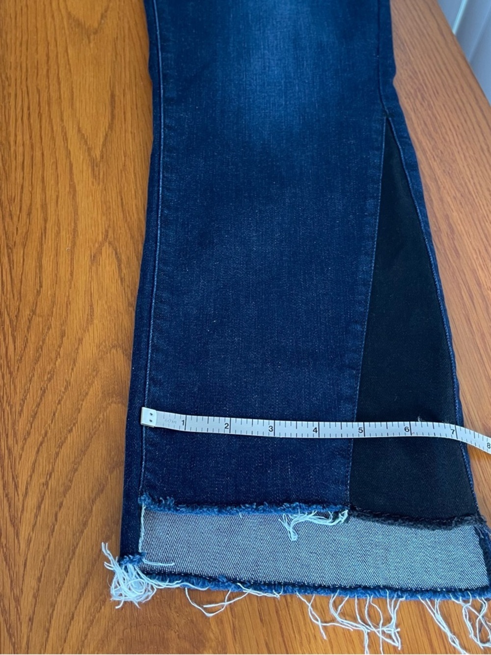NWT Flying Monkey Santa Monica Mid-Rise Jeans Size 30 Blue Denim Black Panel Hem - Picture 10 of 14
